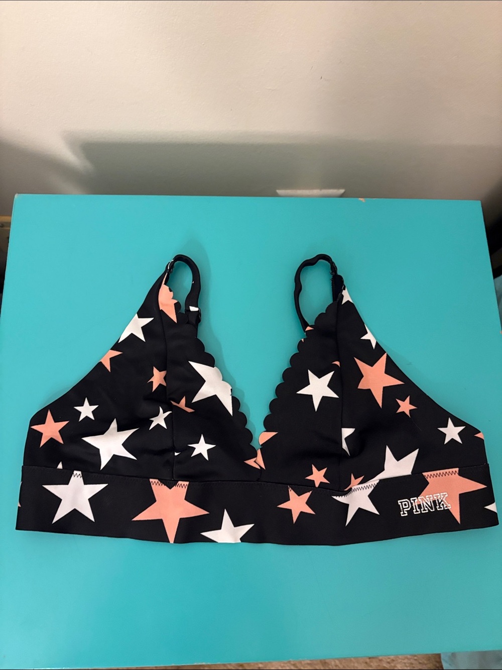 PINK Victoria’s Secret Black Star Scalloped Edge Bonded Bralette